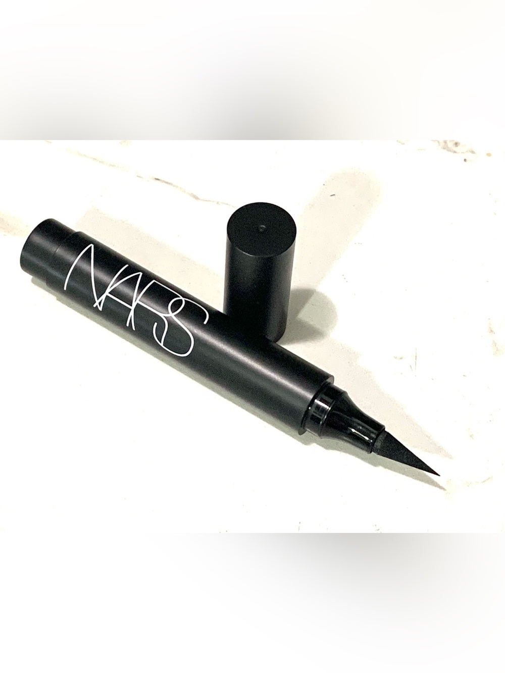 Nars Graphic eyeliner marker BLACKOUT